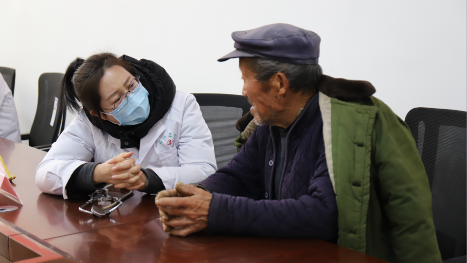 冬至阳生,情暖人心—— 临沂市第三人民医院开展冬至义诊活动