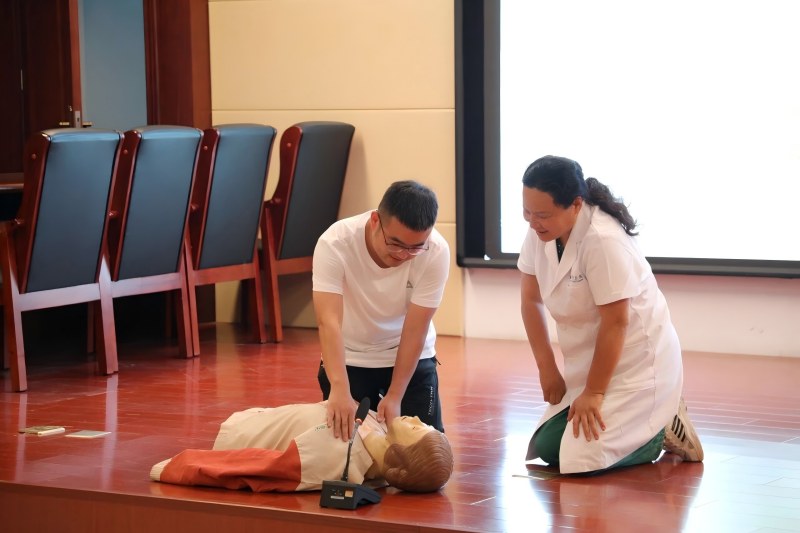 内页图3.jpg 内页图3.jpg