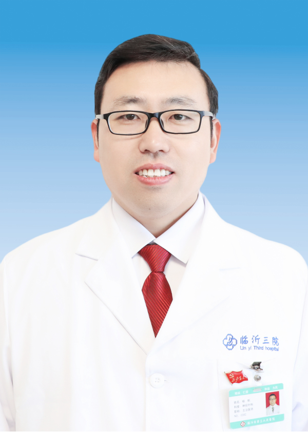 杨帆 1.jpg